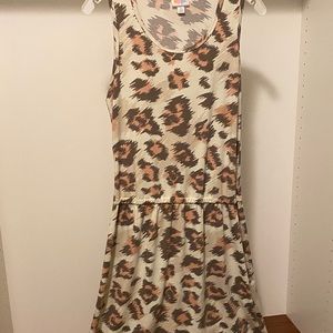 Beautiful LuLaRoe summer dress.